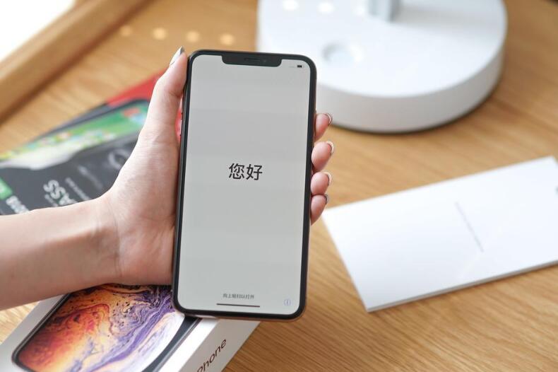 白苹果版(白苹果 iphone)-第2张图片-太平洋在线下载